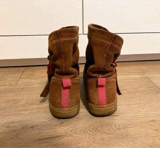 Botines marrones de piel vuelta