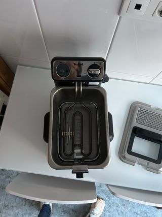 Freidora Tefal de acero inoxidable
