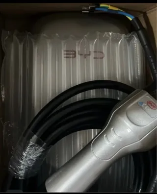 Cargador coche eléctrico BYD