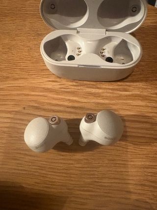 Auriculares Sony WF-1000XM4