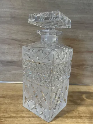 Set Cristal Tallado: Licorera, Hielera y Vasos