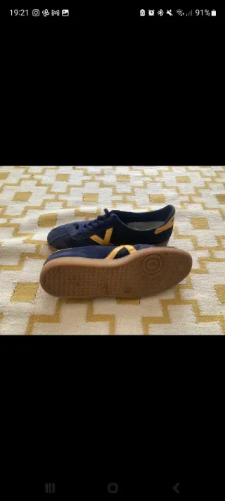 Bambas Munich Azul y Amarillo