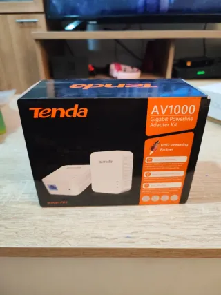 Tenda AV1000 Gigabit Powerline Adapter Kit