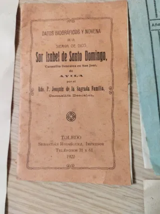 Certificado y librillos religiosos