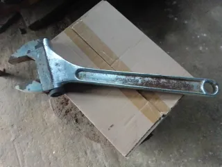 Llave inglesa Irimo 40cm