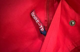 Anorak The North Face Gore Tex Rojo/Negro