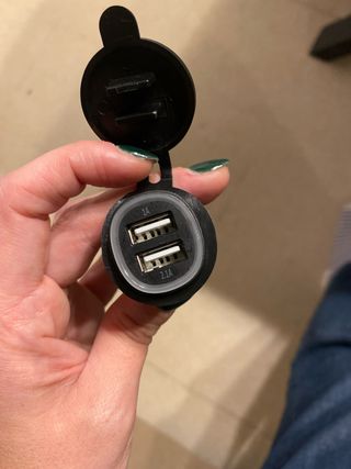 Cargador Doble USB Coche 1A/2.1A