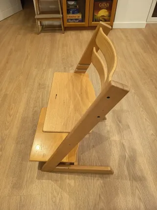 Trona Stokke para bebé