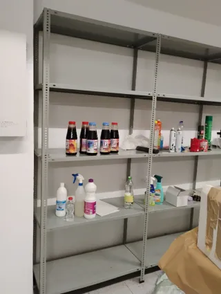 Estanterías metálicas modulares