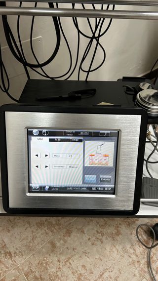 Máquina de cavitación y sonoforesis profesional