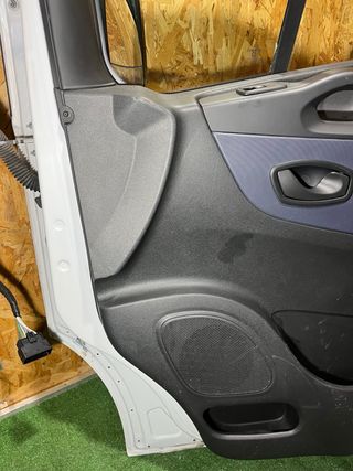 Puerta Delantera Derecha Traffic Vivaro Ducato