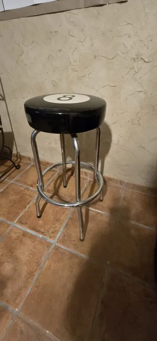 2 - Taburetes Alto Diseño Bola 8