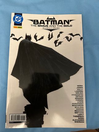 Batman: The Brave and The Bold, Blanco y Negro