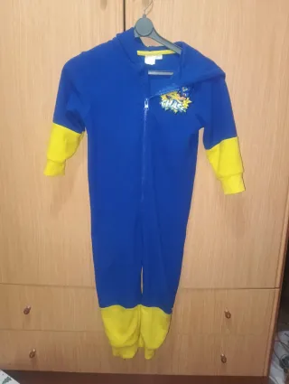 Pijama azul y amarillo con capucha Pj maks.