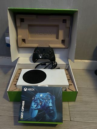 Xbox Series S 2 mandos