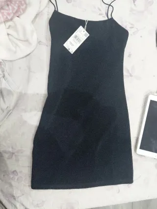 Vestido fiesta corto negro