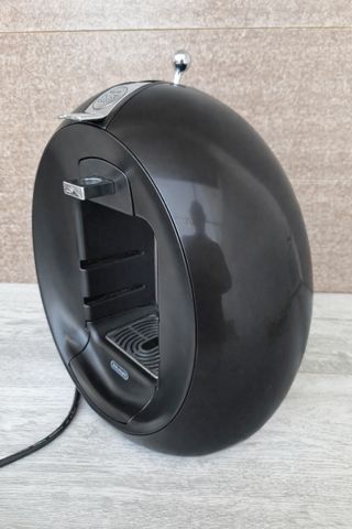 Cafetera Dolce Gusto Negra