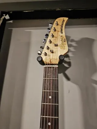 Guitarra Eléctrica Sunburst