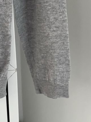 Jersey Massimo Dutti cuello pico talla S