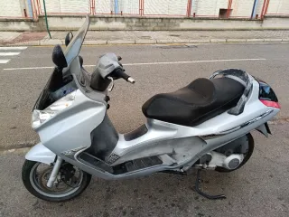 Moto 125cc Maxiscooter Automática