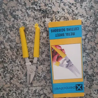 Tijeras de corte para metal