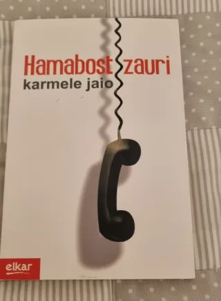 Libro Hamabost zauri de Karmele Jaio