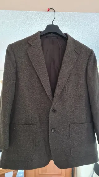 Chaqueta traje hombre marca burrebery London .