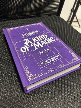 Libro de magia “A kind of magic 2” de Vanishinginc