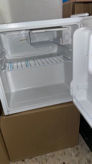 Nevera pequeña Cecotec Grandcooler