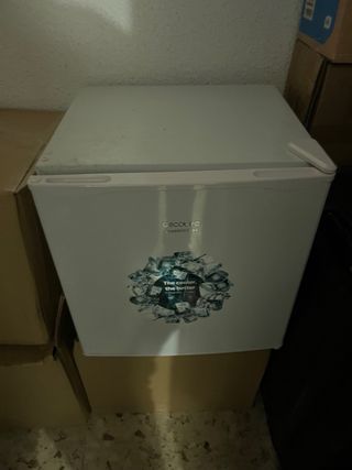 Nevera pequeña Cecotec Grandcooler