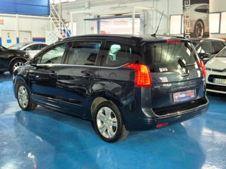 Peugeot 5008 Allure 1.6 BlueHDi 88KW (120CV)