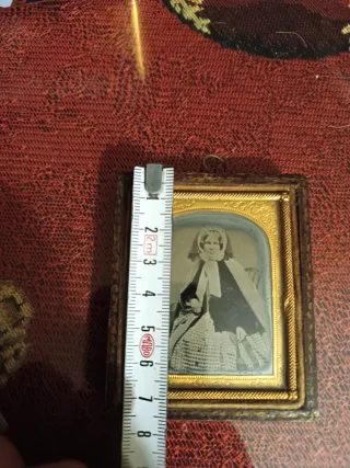 Antiguo daguerrotipo dama enmarcado