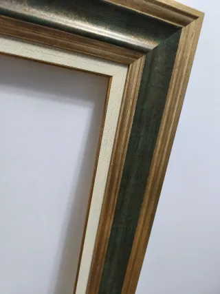 Marco de madera, dorado y verde