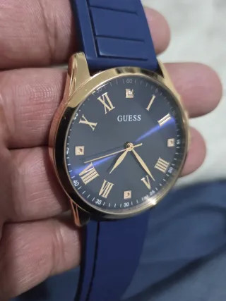 Reloj Guess Azul y Dorado