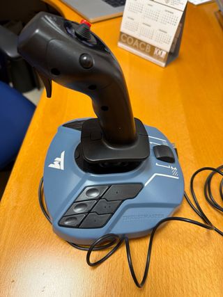 Thrustmaster Airbus Joystick + Pedales
