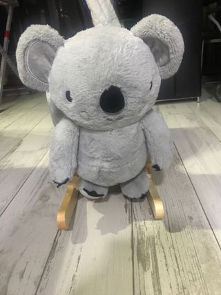 Koala de peluche para balancearse