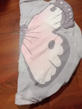 Alfombra infantil mariposa