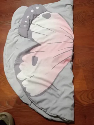 Alfombra infantil mariposa