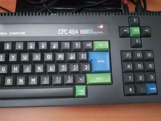 Amstrad CPC 464 Ordenador Retro Teclado