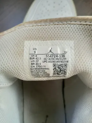 Jordan 1 Mid Blancas