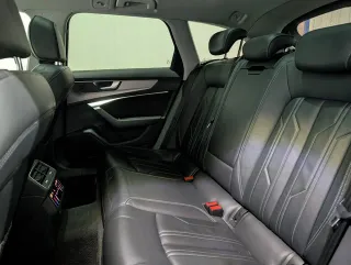 Audi A6 55 TFSI-E 367cv look S6