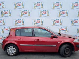 Renault 1119869 centralita motor 8200592611 megane