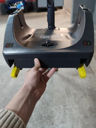 Seggiolino auto JANE per neonati + base isofix