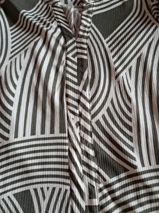 Blusa Amisu estampada