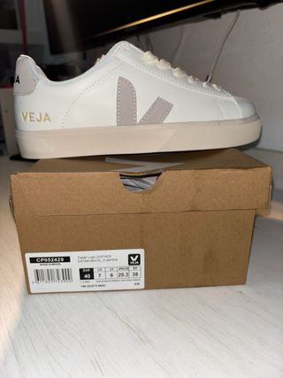 Zapatillas Veja Unisex Talla 40
