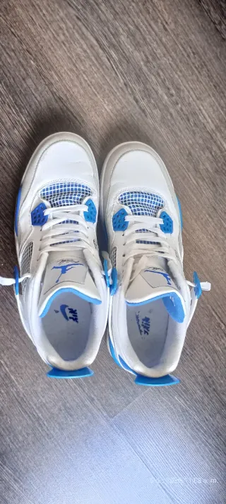 Jordan 4 Retro Azul Blanco