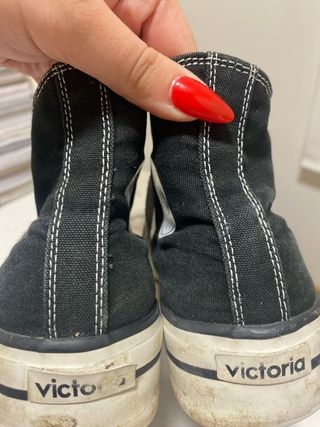 Zapatillas Victoria Mujer Negras