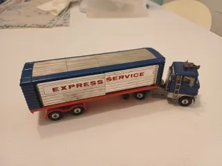 Modello Corgi Major 1137 Camion Express Service