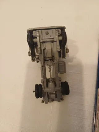 Modello Corgi Major 1137 Camion Express Service