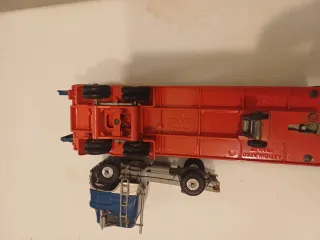 Modello Corgi Major 1137 Camion Express Service